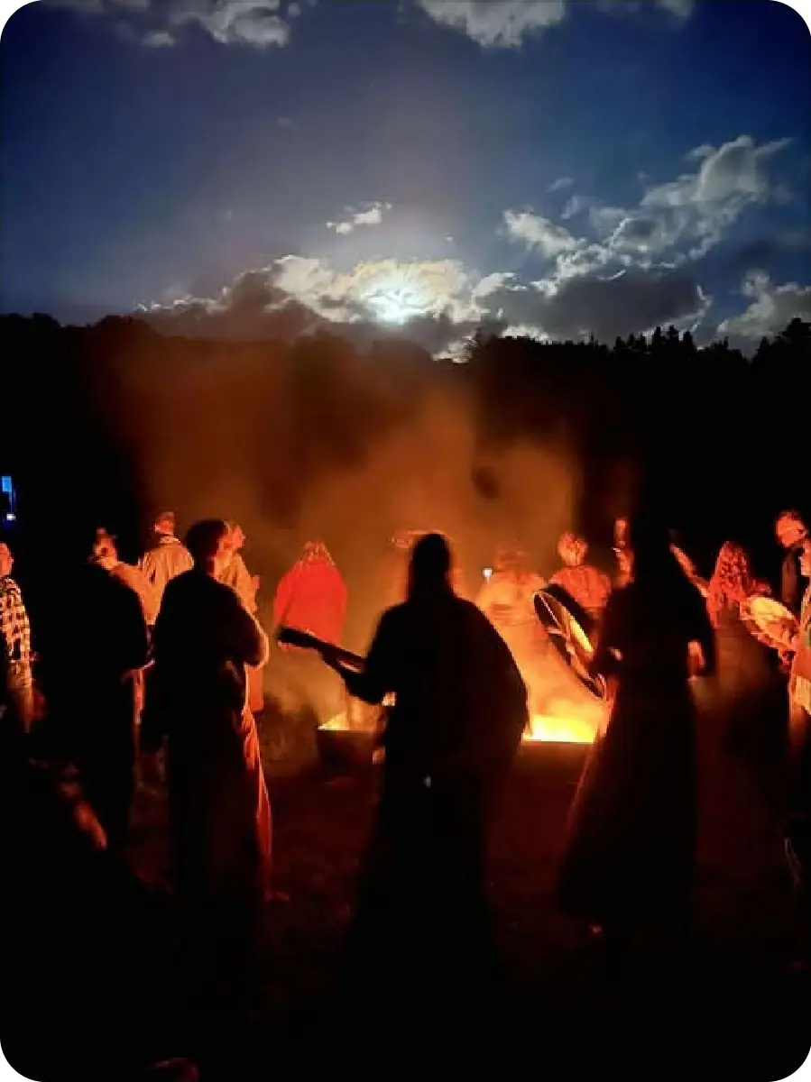 Ceremoni runt elden
